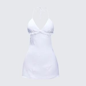 Finesse Elegant White Garment